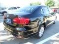 Black - Jetta SE Sedan Photo No. 7
