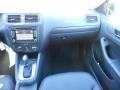Black - Jetta SE Sedan Photo No. 15