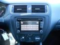 Black - Jetta SE Sedan Photo No. 17