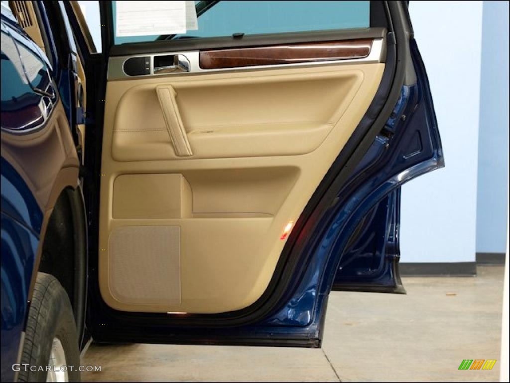 2004 Volkswagen Touareg V8 Pure Beige Door Panel Photo #47962824