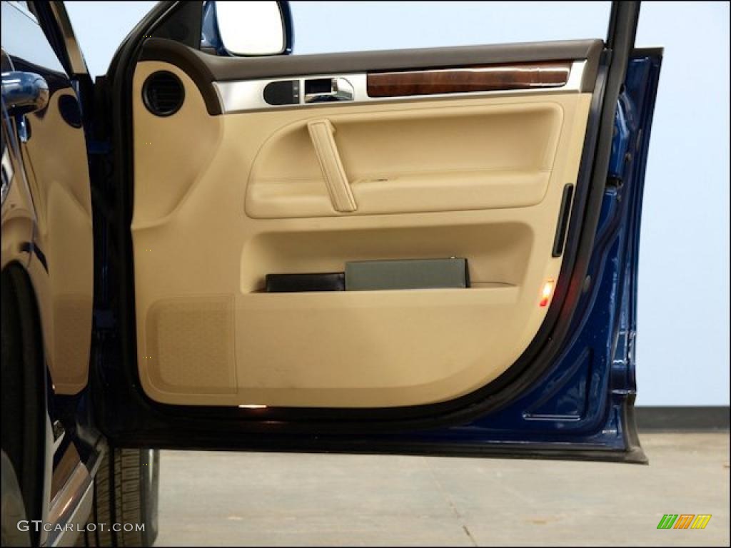 2004 Volkswagen Touareg V8 Pure Beige Door Panel Photo #47962827