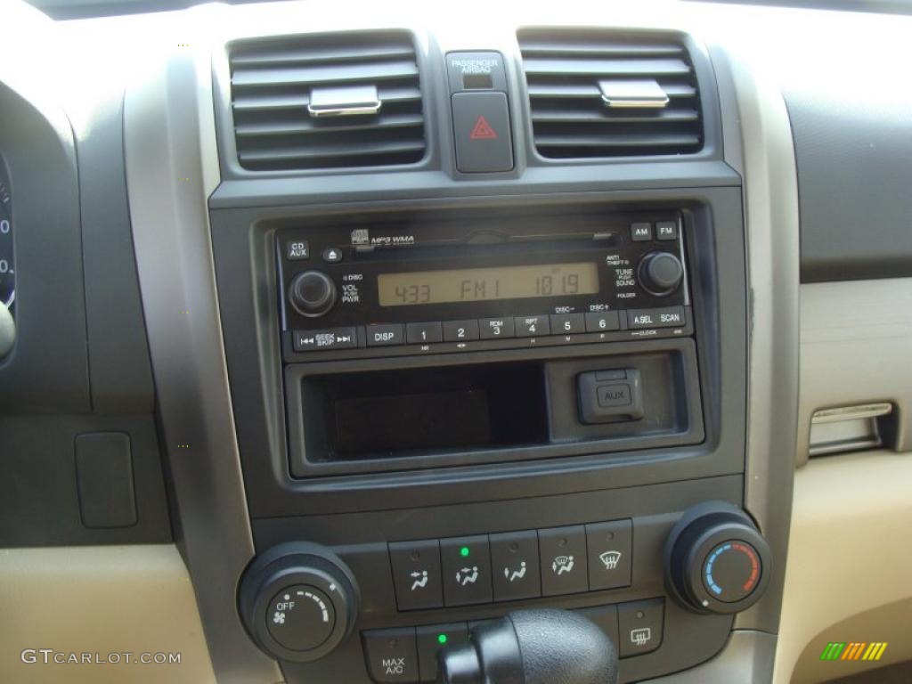 2008 CR-V LX 4WD - Green Tea Metallic / Ivory photo #22