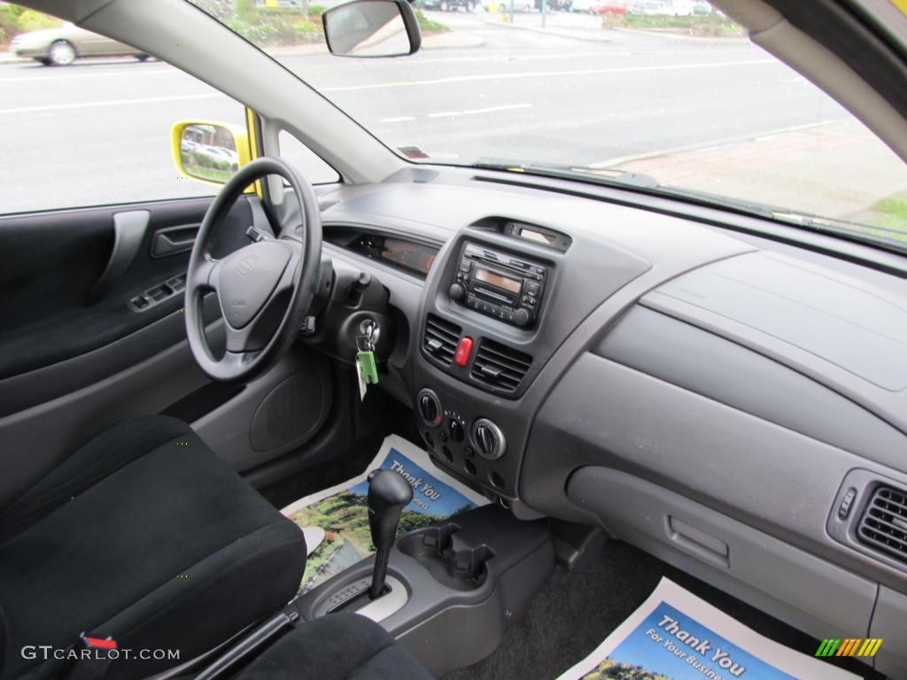 2003 Suzuki Aerio SX AWD Sport Wagon Black Dashboard Photo #47966903