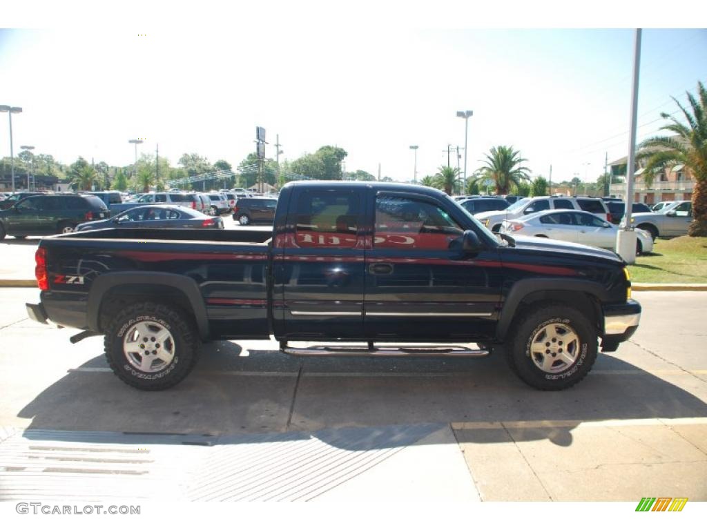 2006 Silverado 1500 Z71 Extended Cab 4x4 - Dark Blue Metallic / Tan photo #5