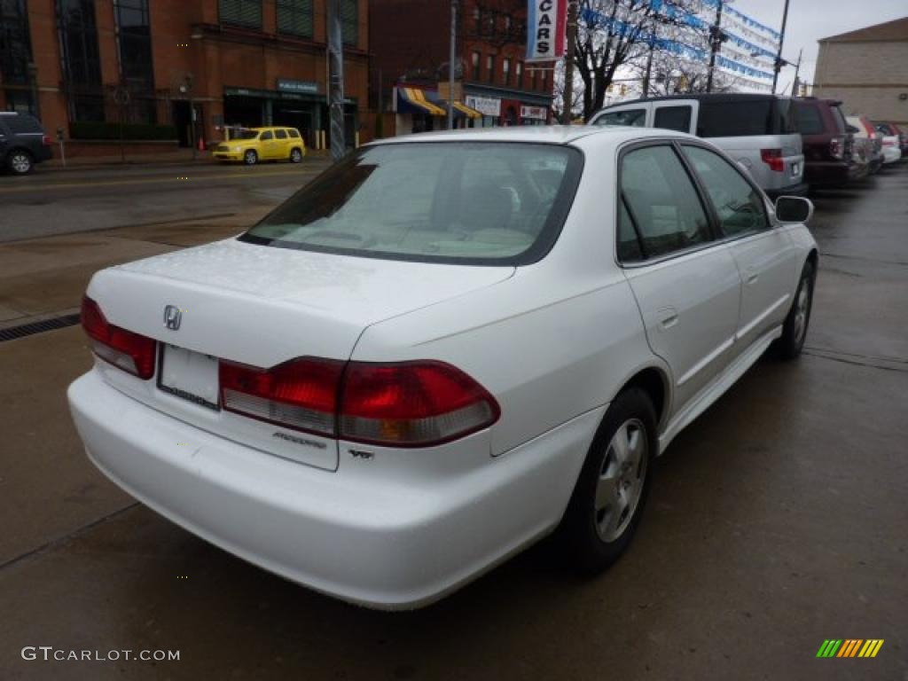 2001 Accord EX V6 Sedan - Taffeta White / Ivory photo #4