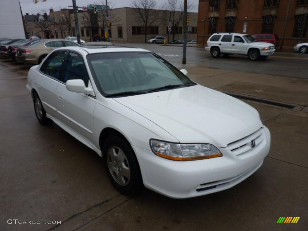 2001 Accord EX V6 Sedan - Taffeta White / Ivory photo #6