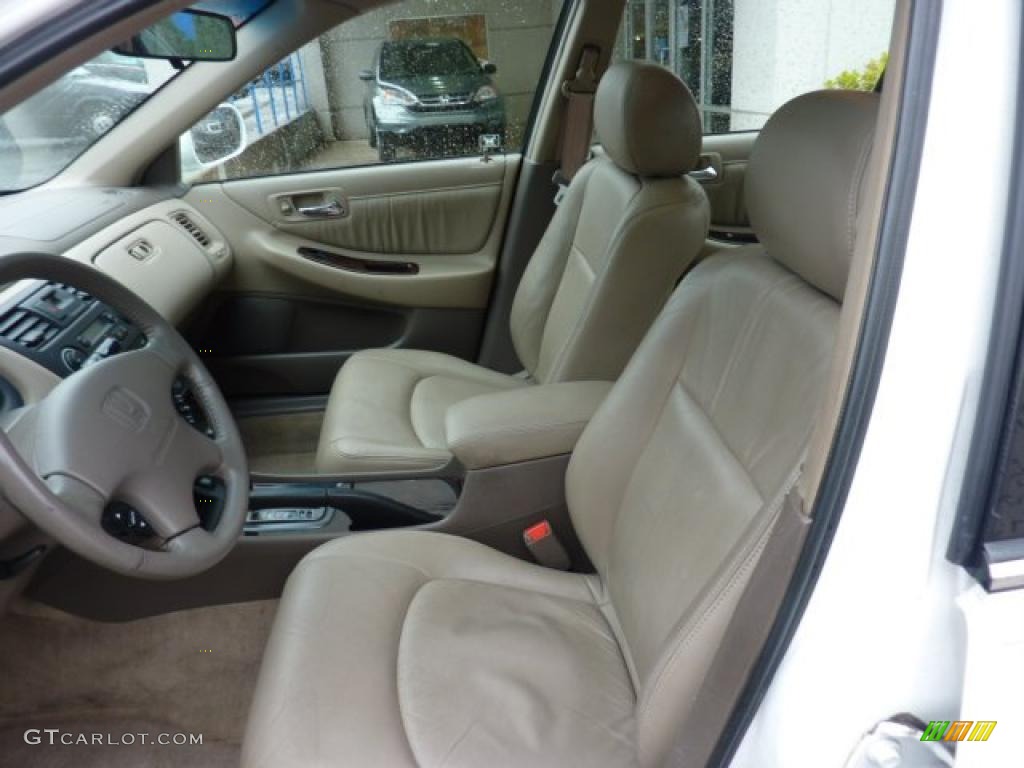 2001 Accord EX V6 Sedan - Taffeta White / Ivory photo #7