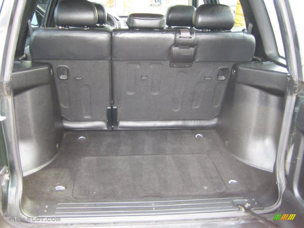 2002 Land Rover Freelander SE Trunk Photos