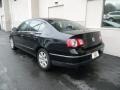 Deep Black - Passat Turbo Sedan Photo No. 6