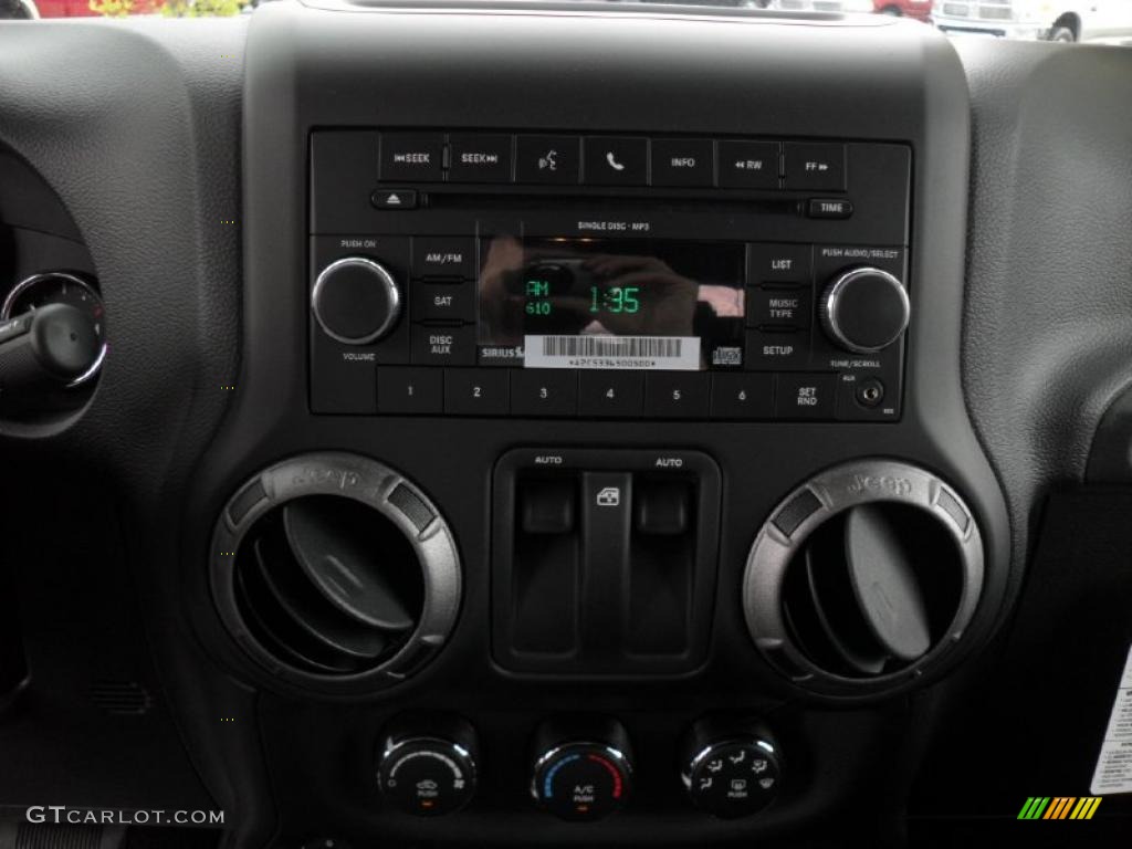 2011 Wrangler Sport S 4x4 - Mango Tango Pearl / Black photo #13