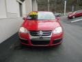 Salsa Red - Jetta SE Sedan Photo No. 7