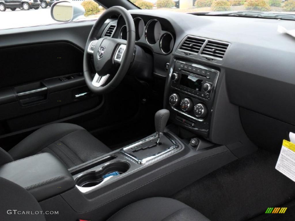 2011 Challenger SE - Billet Metallic / Dark Slate Gray photo #18