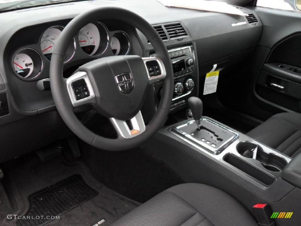 2011 Challenger SE - Billet Metallic / Dark Slate Gray photo #23