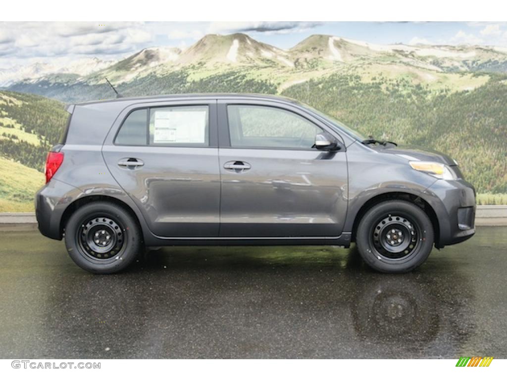 Magnetic Gray Metallic 2011 Scion xD Standard xD Model Exterior Photo #47981306