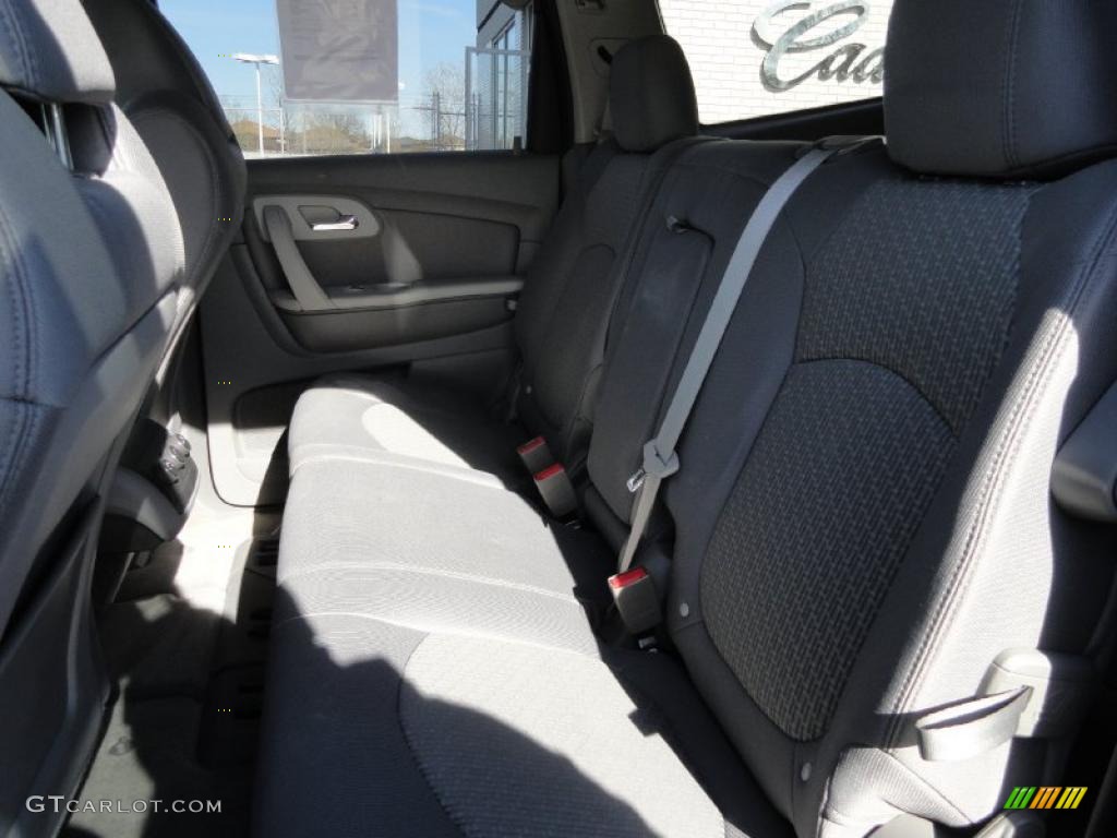 2010 Traverse LS - Silver Ice Metallic / Ebony photo #10
