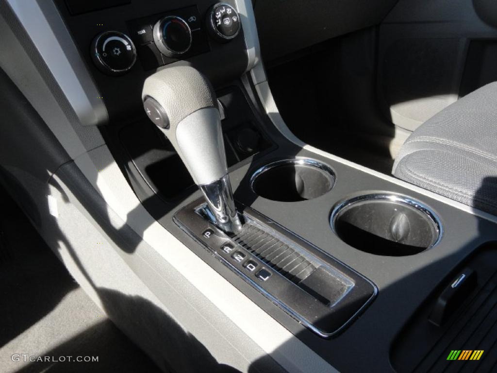 2010 Traverse LS - Silver Ice Metallic / Ebony photo #18