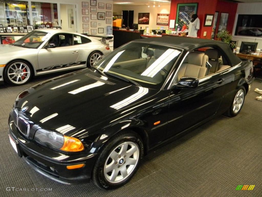 2001 3 Series 325i Convertible - Black Sapphire Metallic / Black photo #2