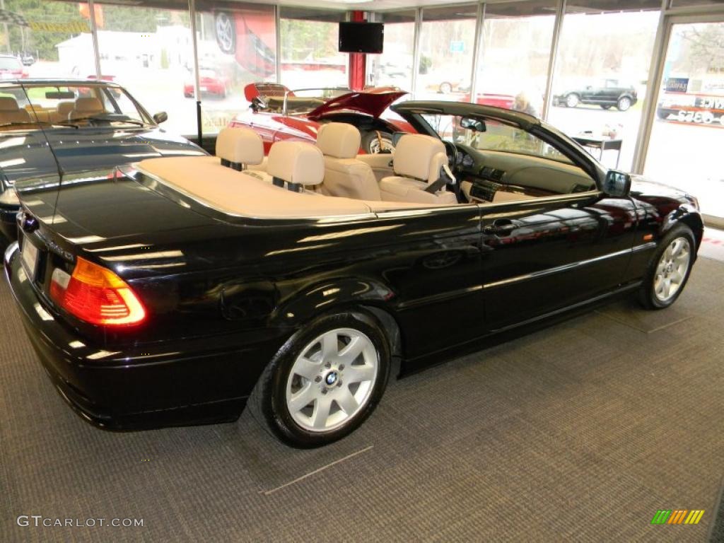 2001 3 Series 325i Convertible - Black Sapphire Metallic / Black photo #25