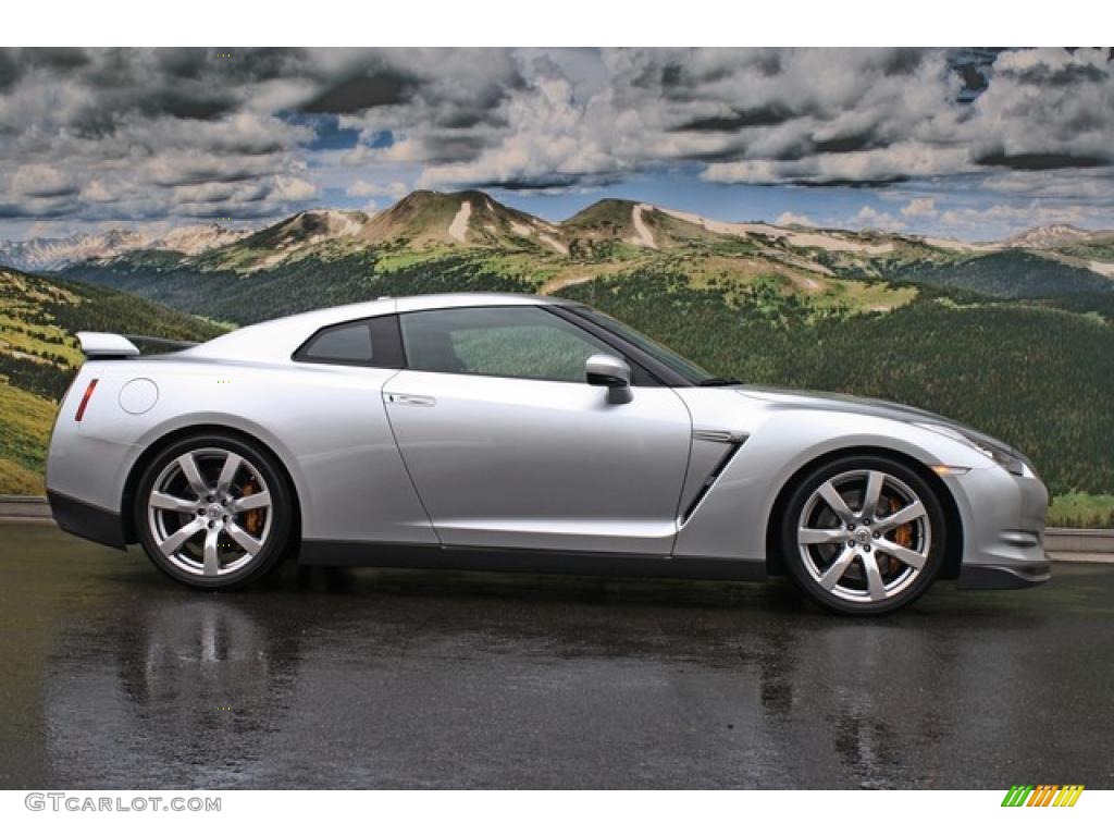 Super Silver Metallic 2009 Nissan GT-R Premium Exterior Photo #47984621