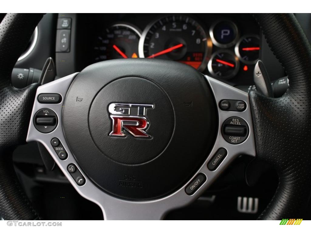 2009 Nissan GT-R Premium Black Steering Wheel Photo #47984864