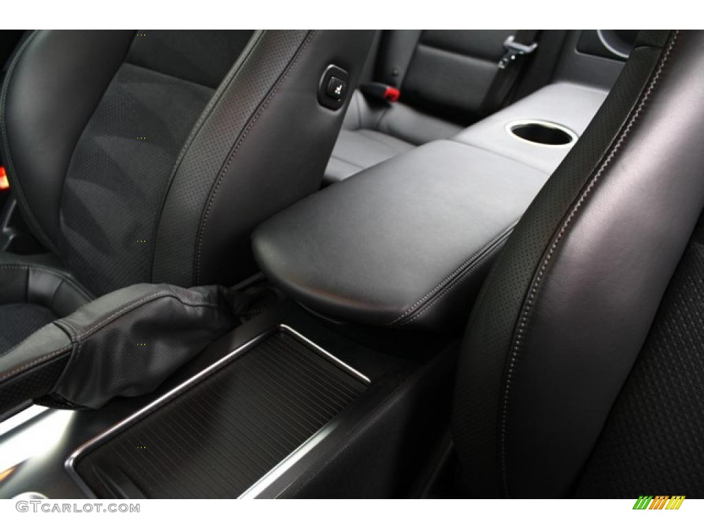 Black Interior 2009 Nissan GT-R Premium Photo #47985071