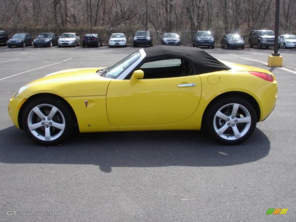 Mean Yellow 2007 Pontiac Solstice Roadster Exterior Photo #47987979