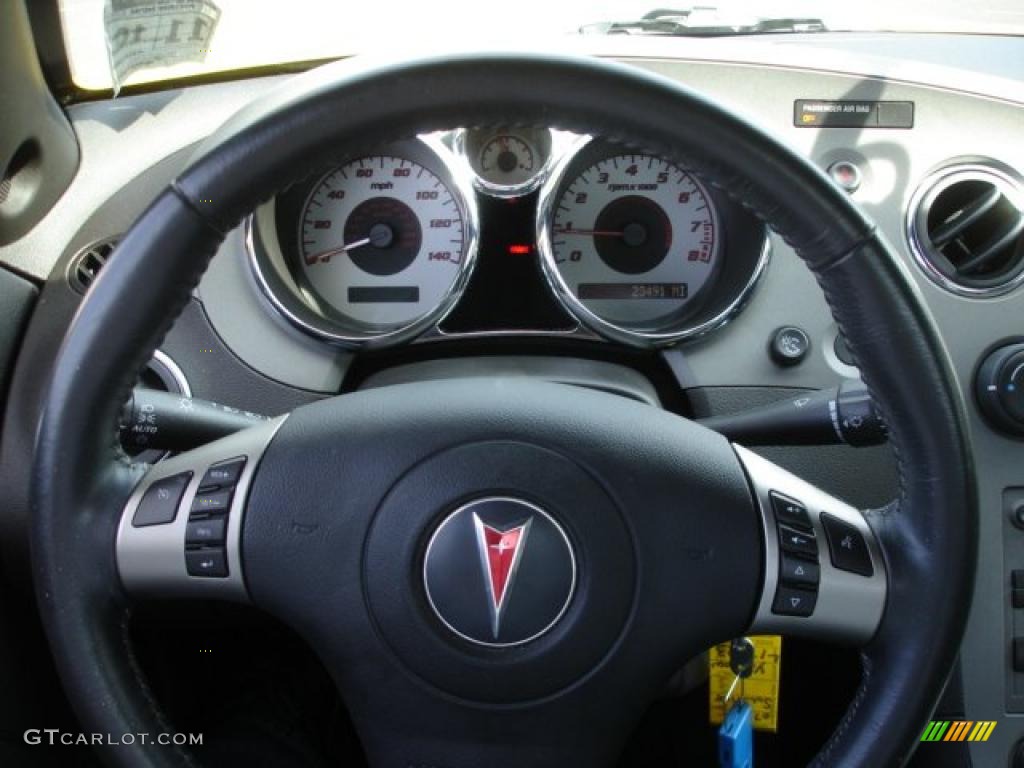 2007 Pontiac Solstice Roadster Gauges Photo #47988006