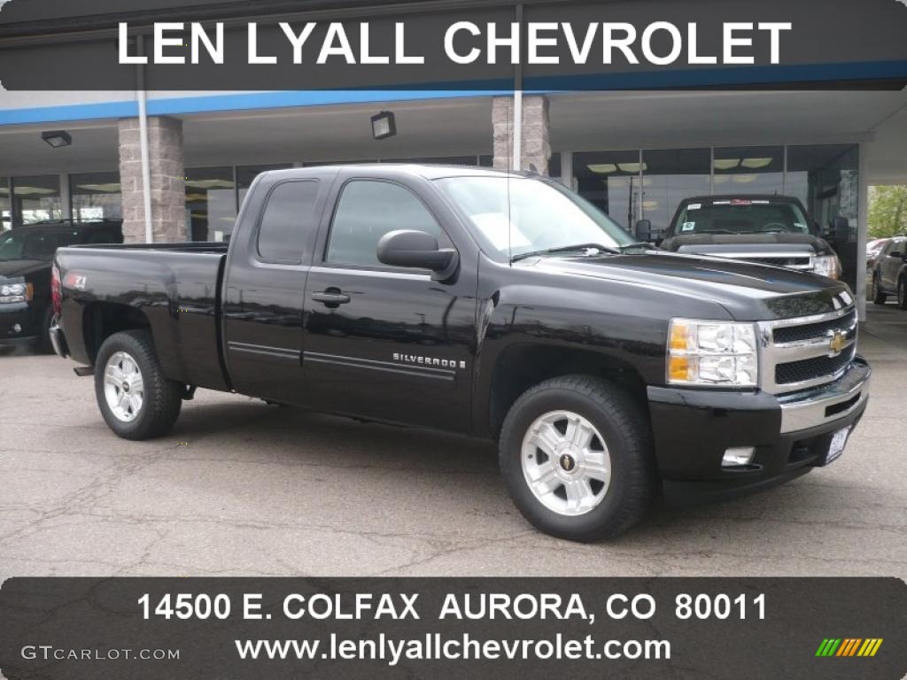 Black Chevrolet Silverado 1500
