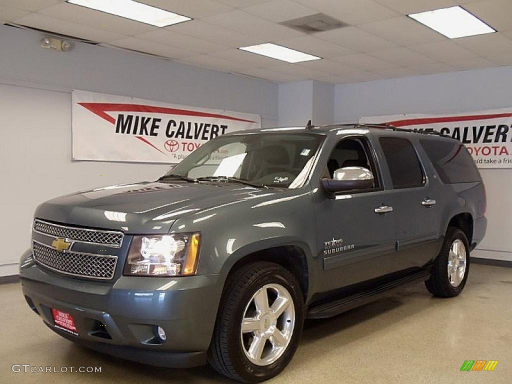 Blue Granite Metallic Chevrolet Suburban