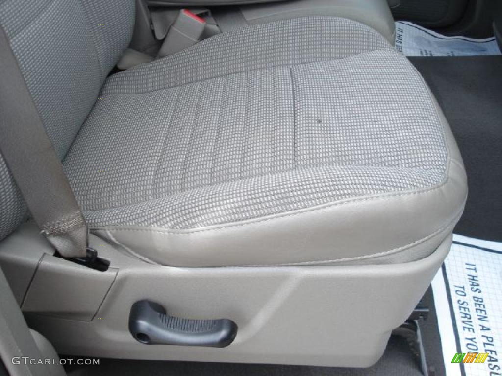 2008 Ram 1500 Big Horn Edition Quad Cab - Light Khaki Metallic / Khaki photo #16