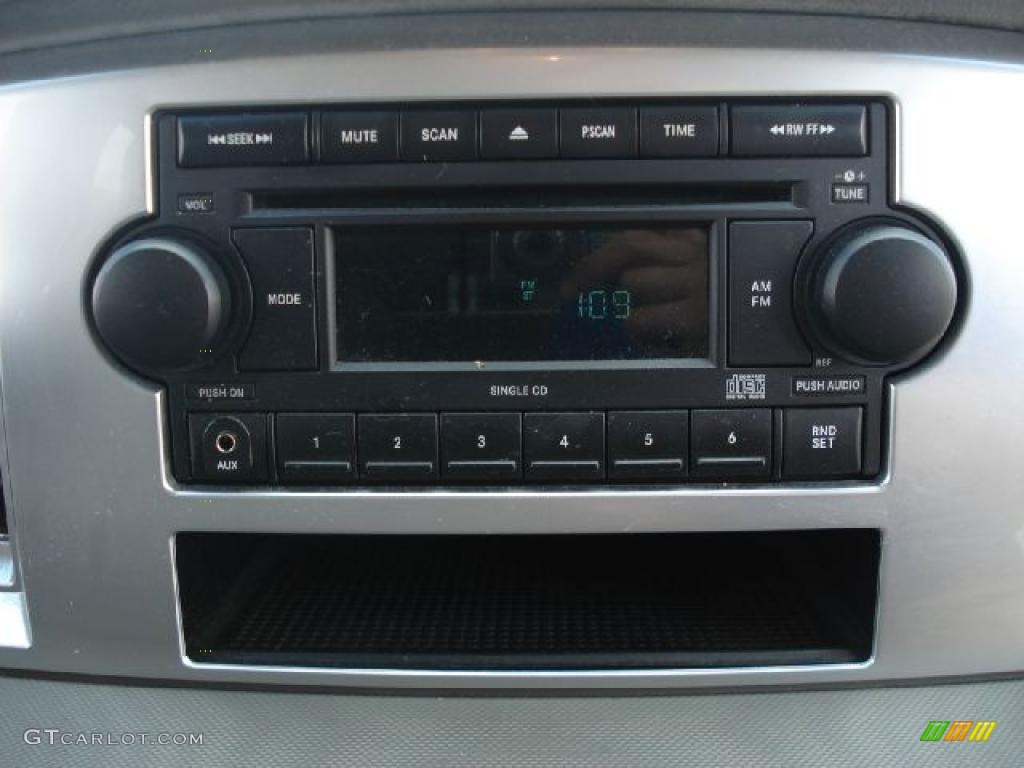 2008 Ram 1500 Big Horn Edition Quad Cab - Light Khaki Metallic / Khaki photo #20