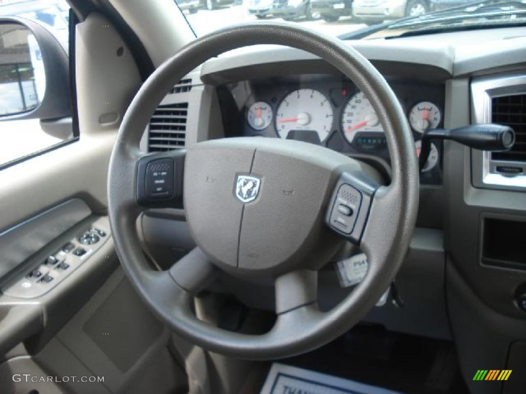 2008 Ram 1500 Big Horn Edition Quad Cab - Light Khaki Metallic / Khaki photo #21