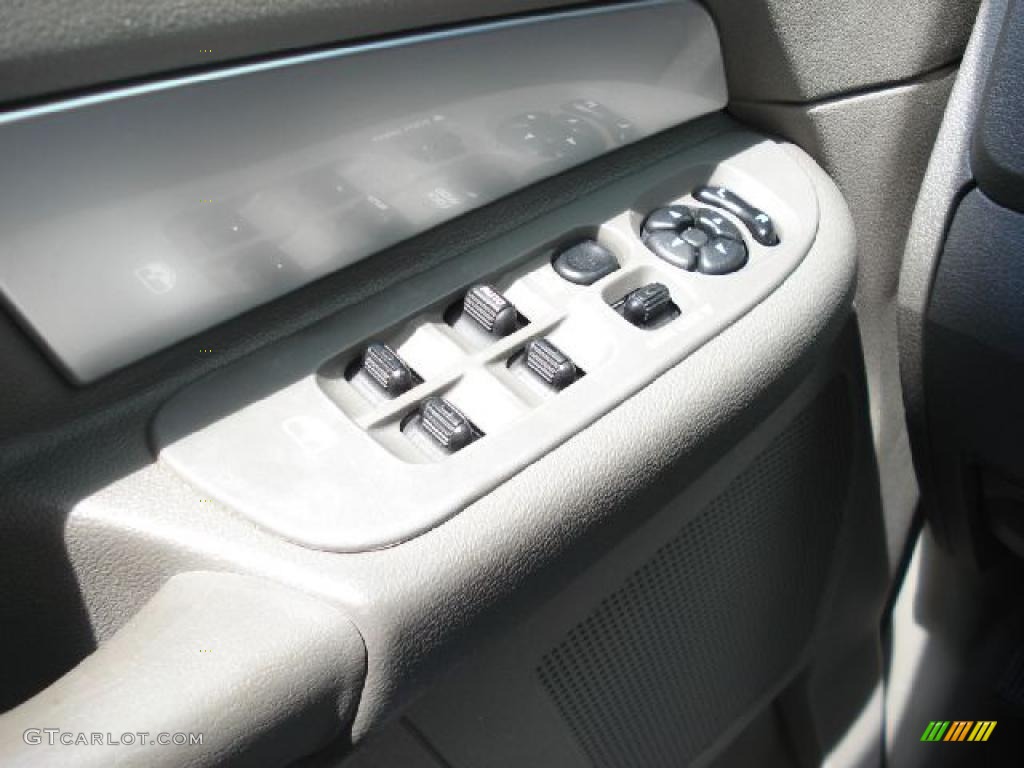 2008 Ram 1500 Big Horn Edition Quad Cab - Light Khaki Metallic / Khaki photo #24