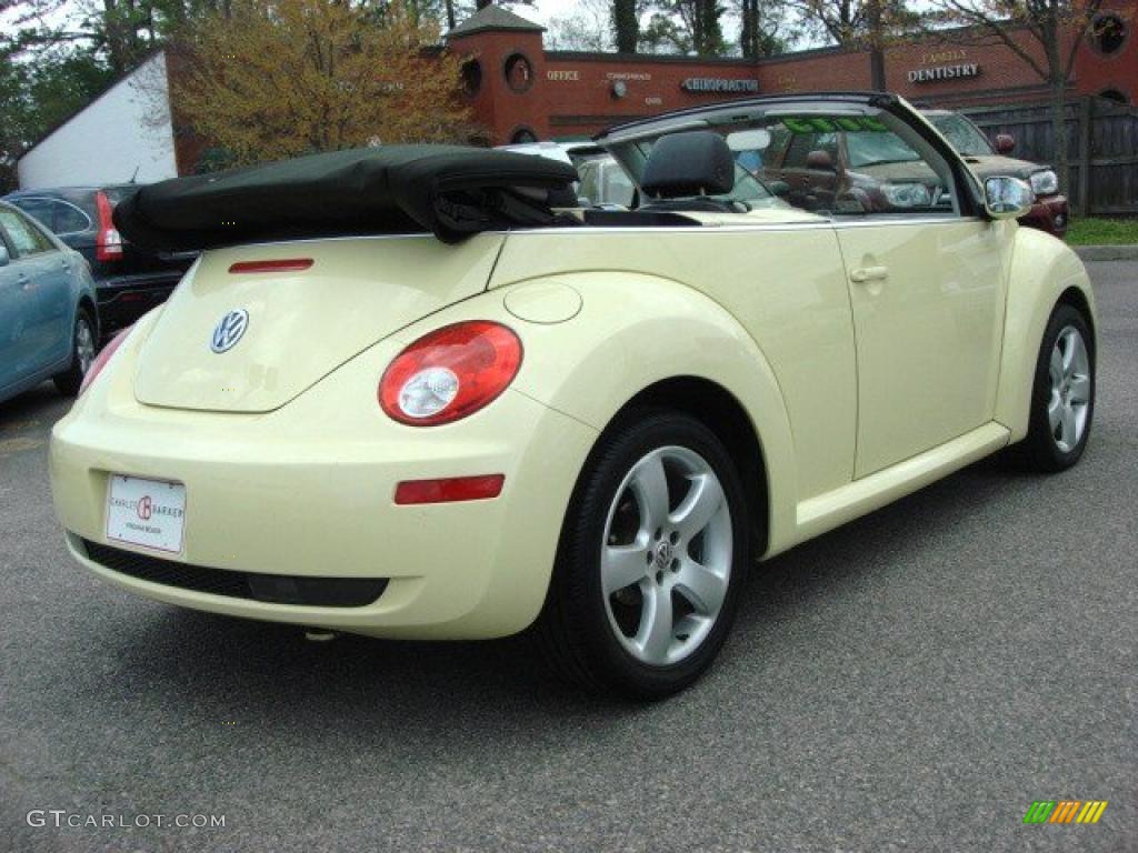 Mellow Yellow 2006 Volkswagen New Beetle 2.5 Convertible Exterior Photo #47993910