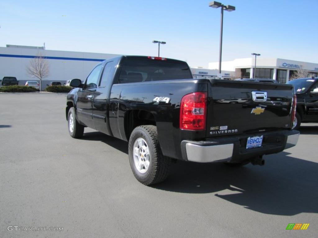 2009 Silverado 1500 LT Extended Cab 4x4 - Black / Ebony photo #2