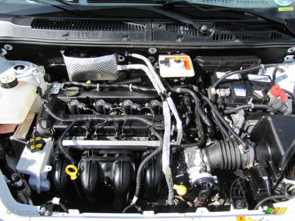 2010 Ford Transit Connect XLT Cargo Van Engine Photos