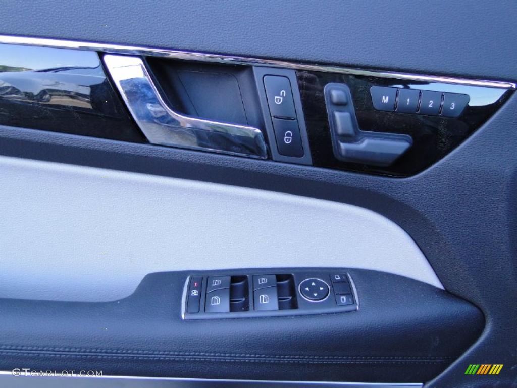 2011 Mercedes-Benz E 550 Coupe Controls Photo #47996586