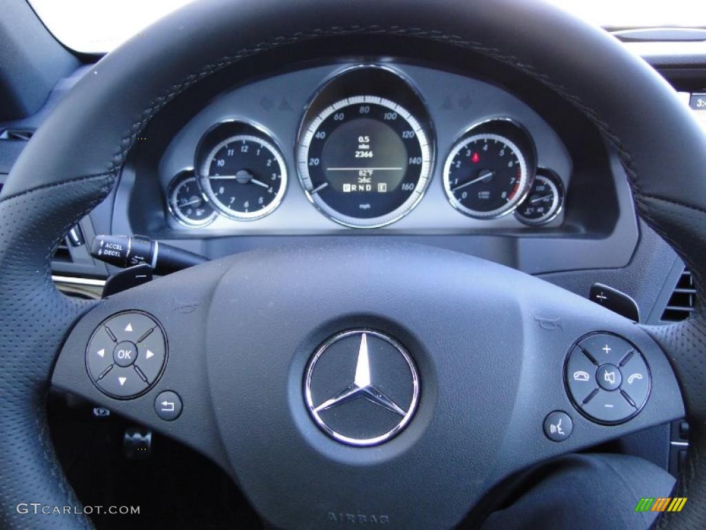2011 Mercedes-Benz E 550 Coupe Almond/Black Steering Wheel Photo #47996616