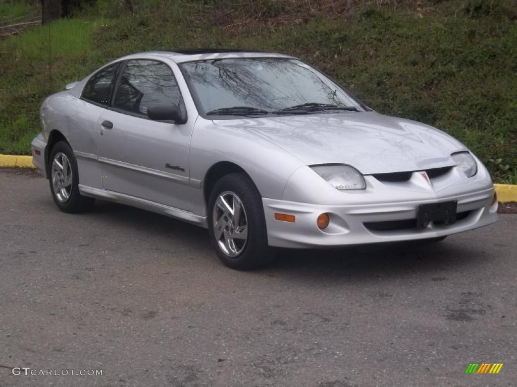 2001 Sunfire SE Coupe - Ultra Silver Metallic / Graphite photo #7
