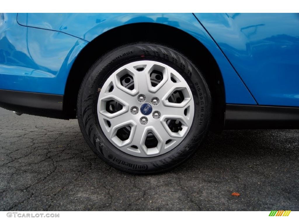 2012 Focus SE Sedan - Blue Candy Metallic / Charcoal Black photo #15