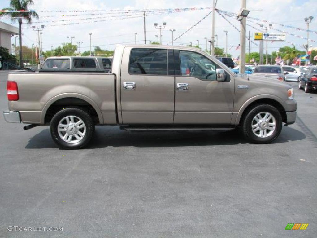 2004 F150 Lariat SuperCrew - Arizona Beige Metallic / Tan photo #12