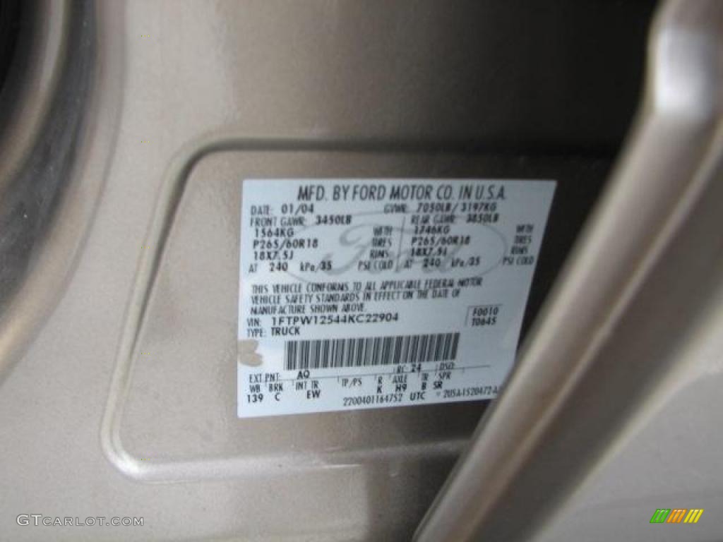 2004 F150 Lariat SuperCrew - Arizona Beige Metallic / Tan photo #25