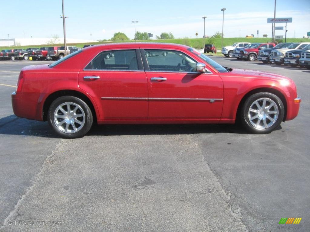 Inferno Red Crystal Pearl 2009 Chrysler 300 C HEMI Exterior Photo #48002574