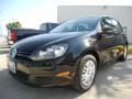 Black - Golf 4 Door Photo No. 3