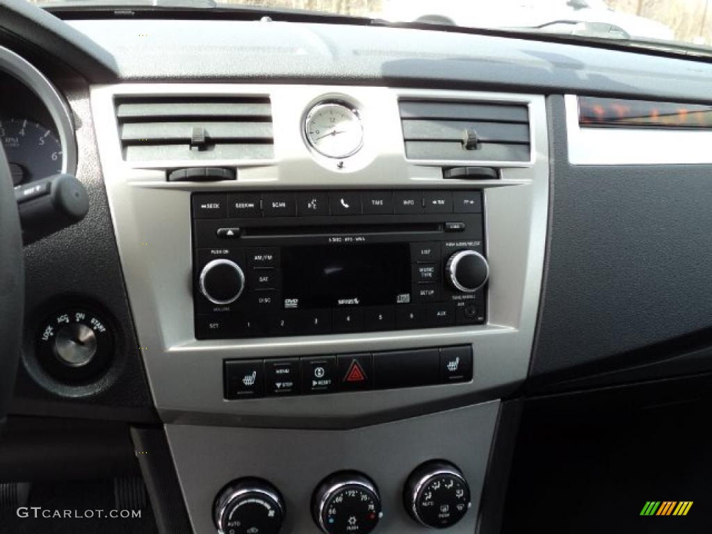 2010 Chrysler Sebring Limited Hardtop Convertible Controls Photo #48006367