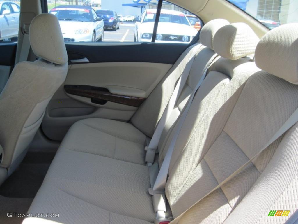 2011 Accord EX Sedan - Taffeta White / Ivory photo #13