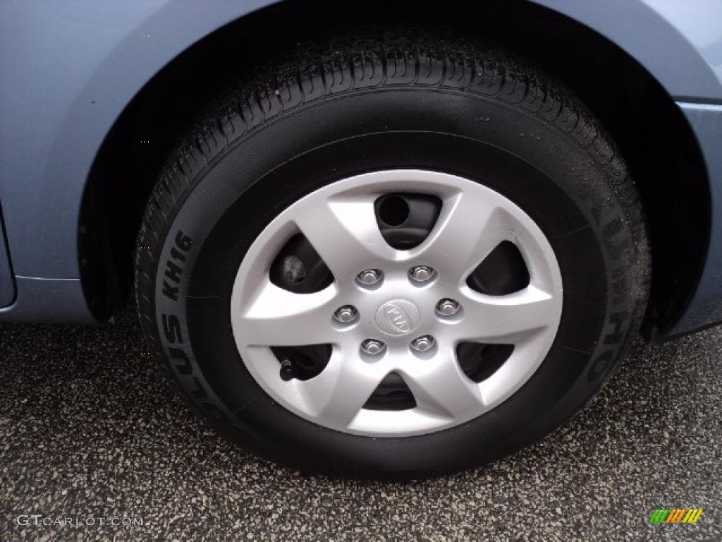 2009 Kia Sedona LX Wheel Photo #48006622