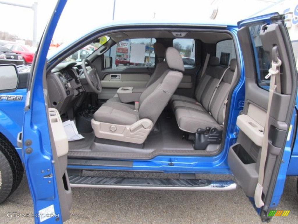 Stone/Medium Stone Interior 2009 Ford F150 STX SuperCab 4x4 Photo #48006719