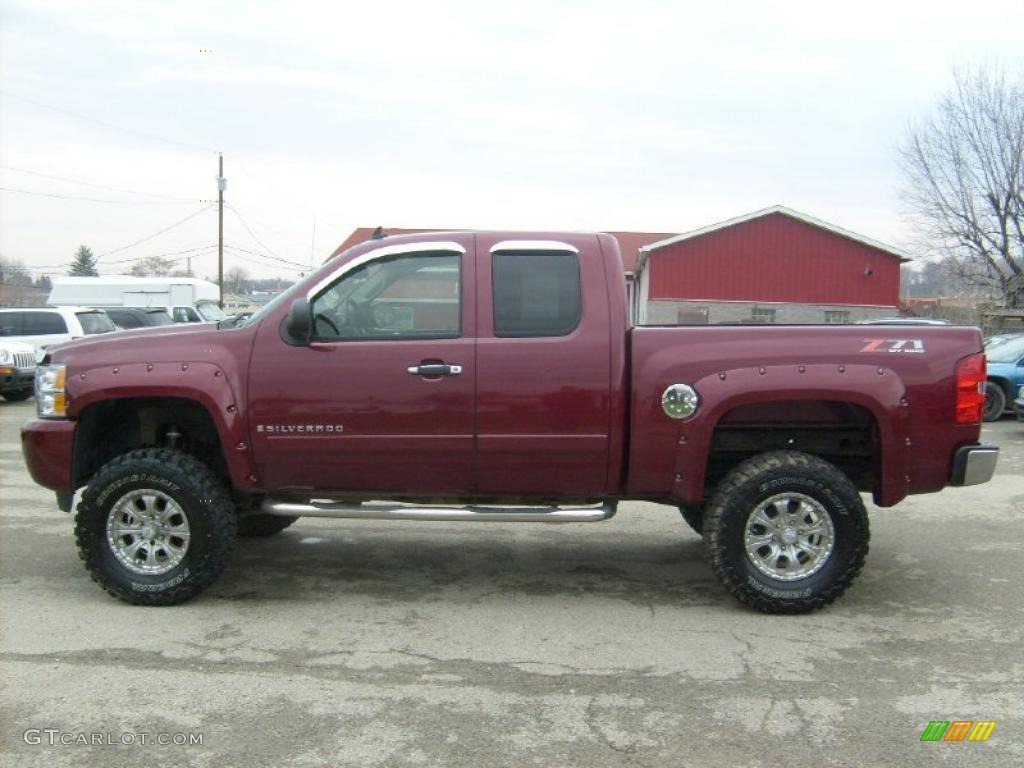 2008 Silverado 1500 LT Extended Cab 4x4 - Deep Ruby Metallic / Ebony photo #2