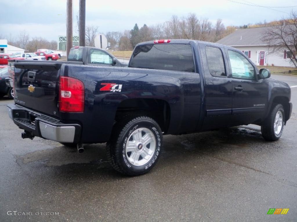 2011 Silverado 1500 LT Extended Cab 4x4 - Imperial Blue Metallic / Ebony photo #5